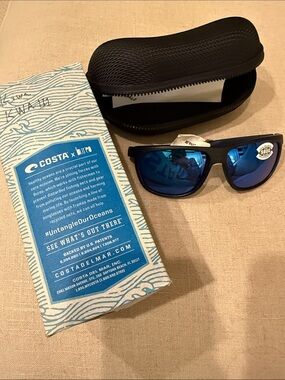 Costa Men’s Sunglasses with Blue Mirrored Lenses and Black Frame